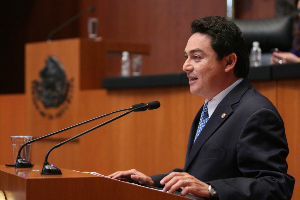 Gestiona el Senador Ávila Ruiz recursos para que se concluya el Hospital General de Ticul