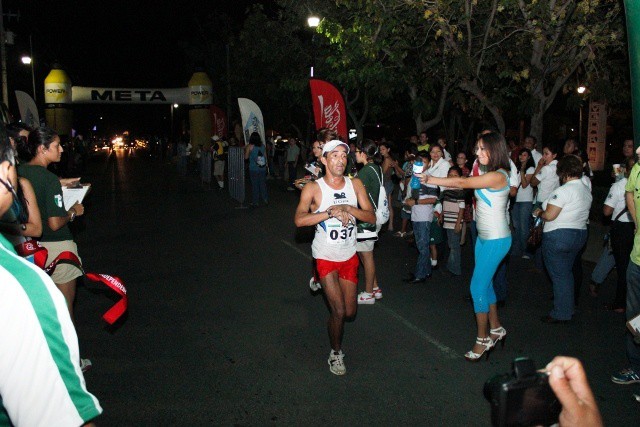 Organizan carrera nocturna para el 15 de septiembre