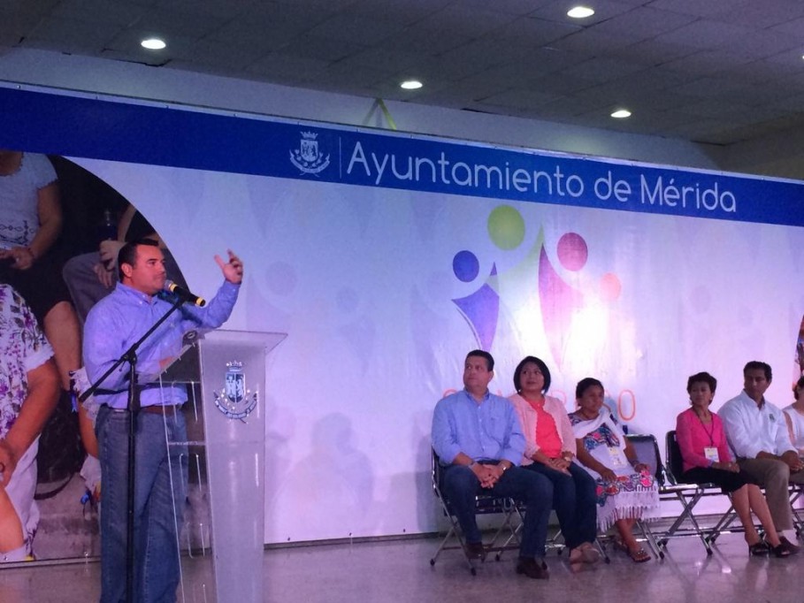 Buscan estrategias para mejorar el Desarrollo Integral de Mérida