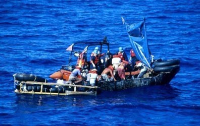 Rescatan a 17 balseros cubanos, dos perdieron la vida