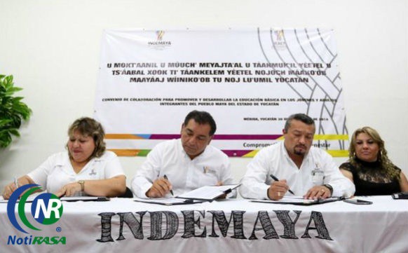 Firman un convenio para abatir rezago educativo en comunidades maya-hablantes