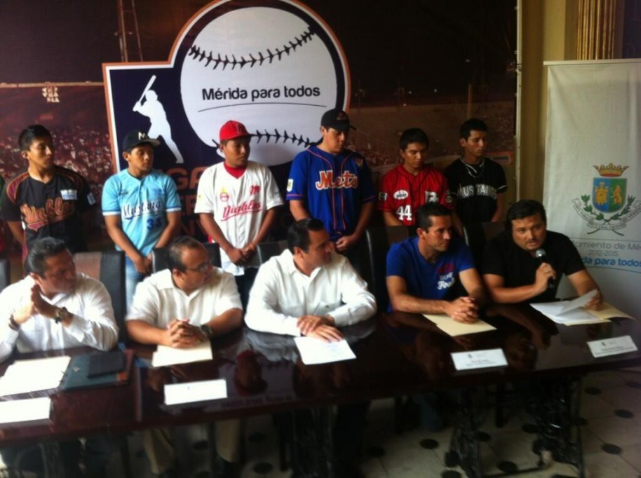 Regresa la  liga Meridana de Béisbol