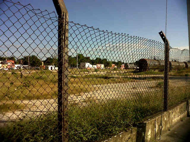 Secretaría de Obras  Públicas  realiza trabajos en los terrenos de la “Plancha”