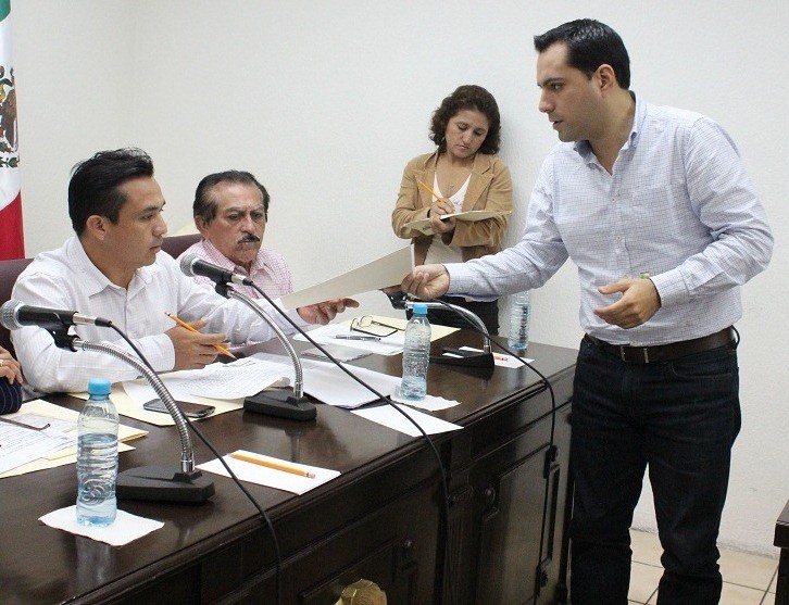 El diputado Mauricio Vila Dosal propone la creación del Instituto de Capacitación, continúa para los operadores del transporte público