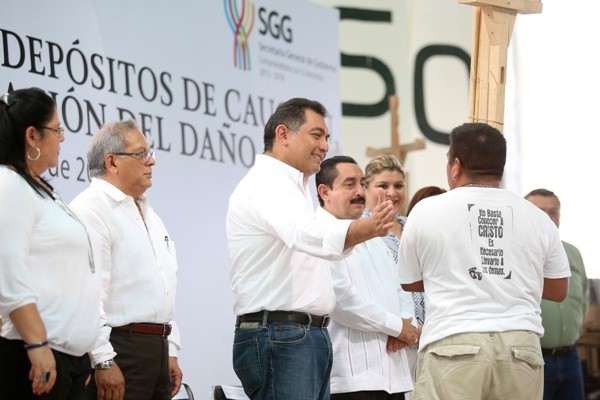  Gobierno del Estado entrega 35 liberaciones anticipadas a internos del Cereso de Mérida