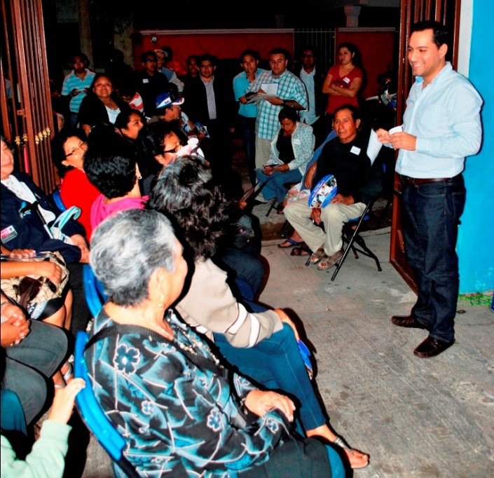 Vecinos de la colonia Nueva Chichén Itzá se quejan del servicio de transporte