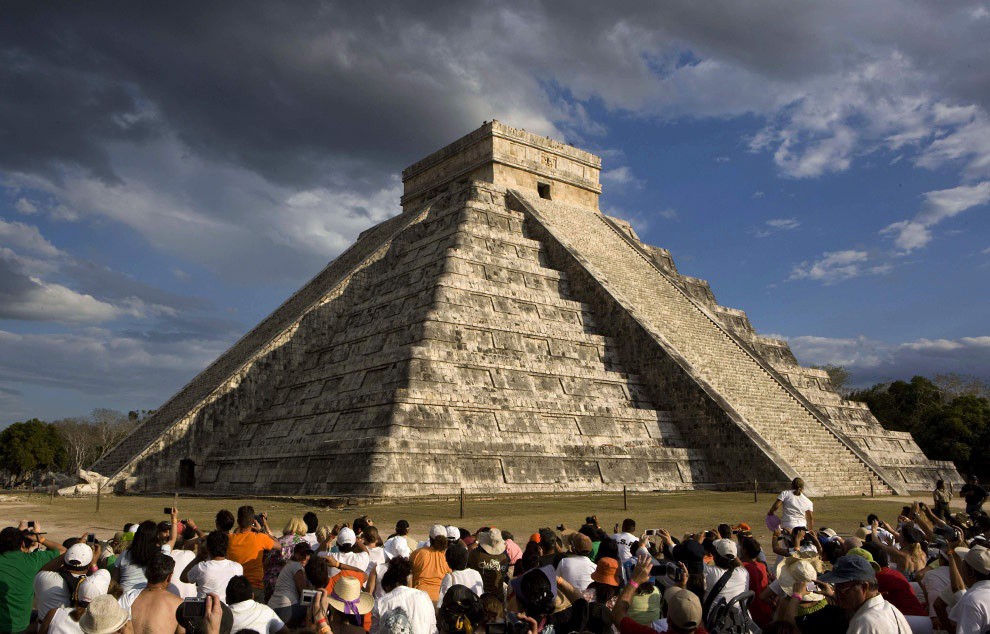 Zonas arqueológicas mayas serán escenario de juegos de luz y sombra