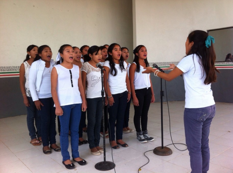 Realiza CDI concurso del himno nacional mexicano en lengua maya