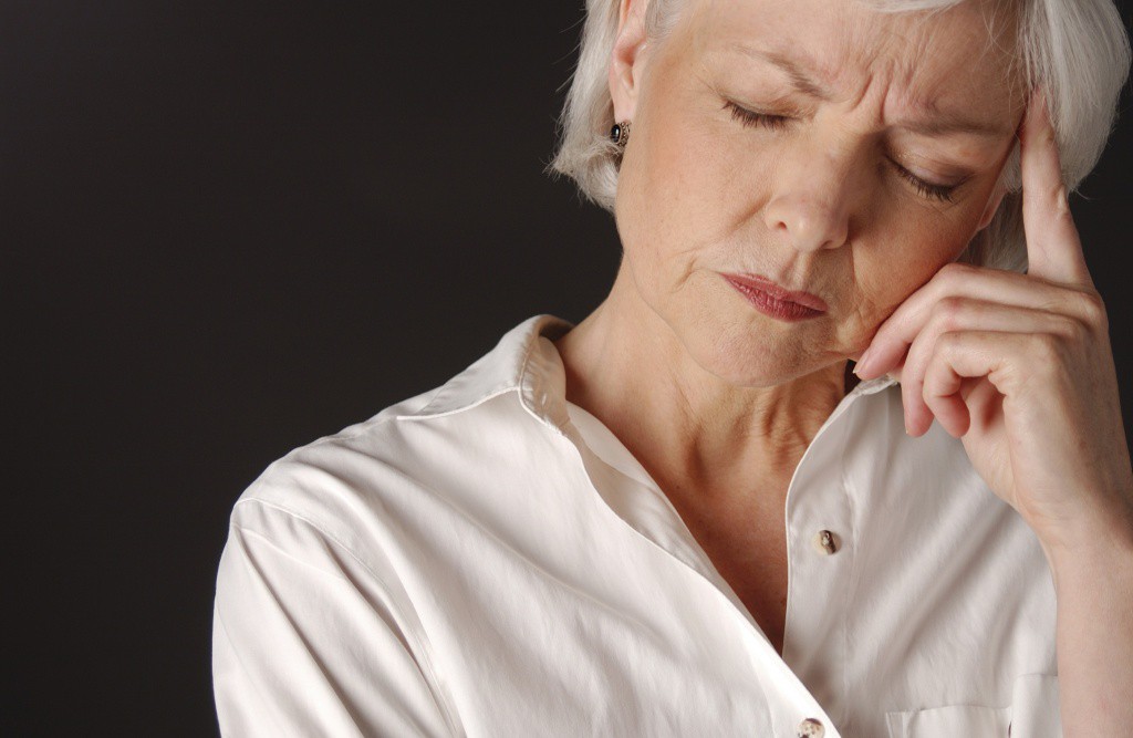 Convocan a las mujeres a mantener control médico después de la menopausia 