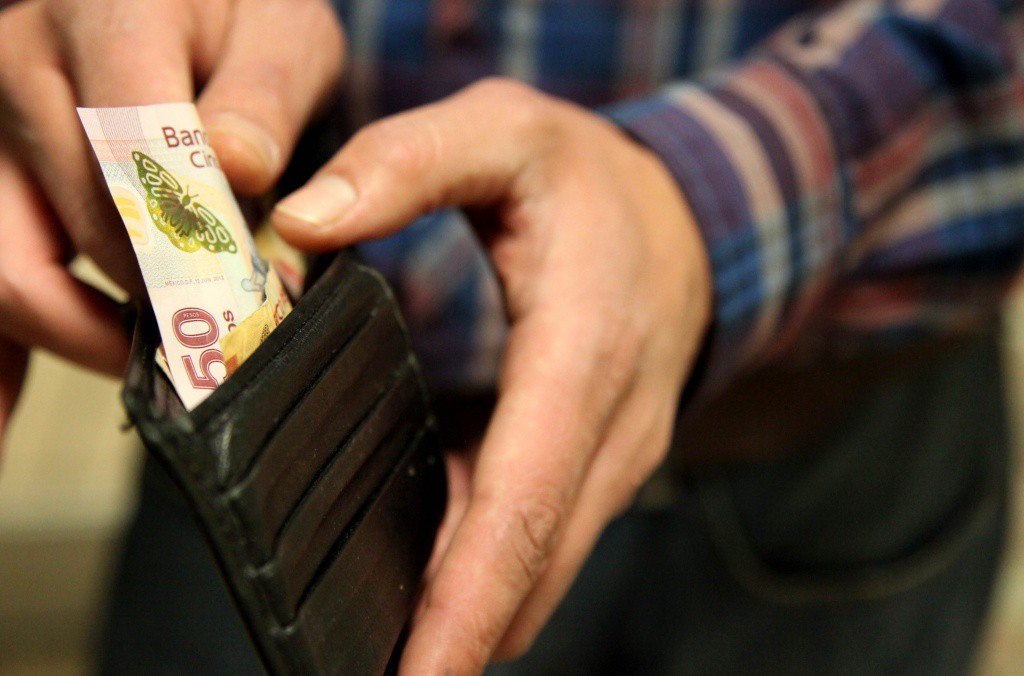 Más de 170 mil  yucatecos perciben un salario mínimo al día