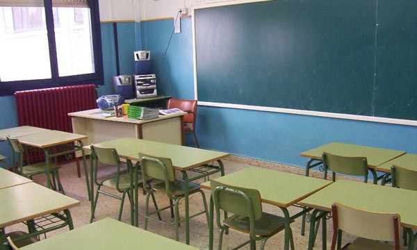 VALLADOLID: Profesores suspenden clases en varias escuelas.