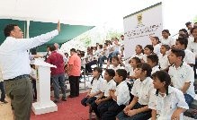 Inauguran nueva escuela primaria en Dzununcán
