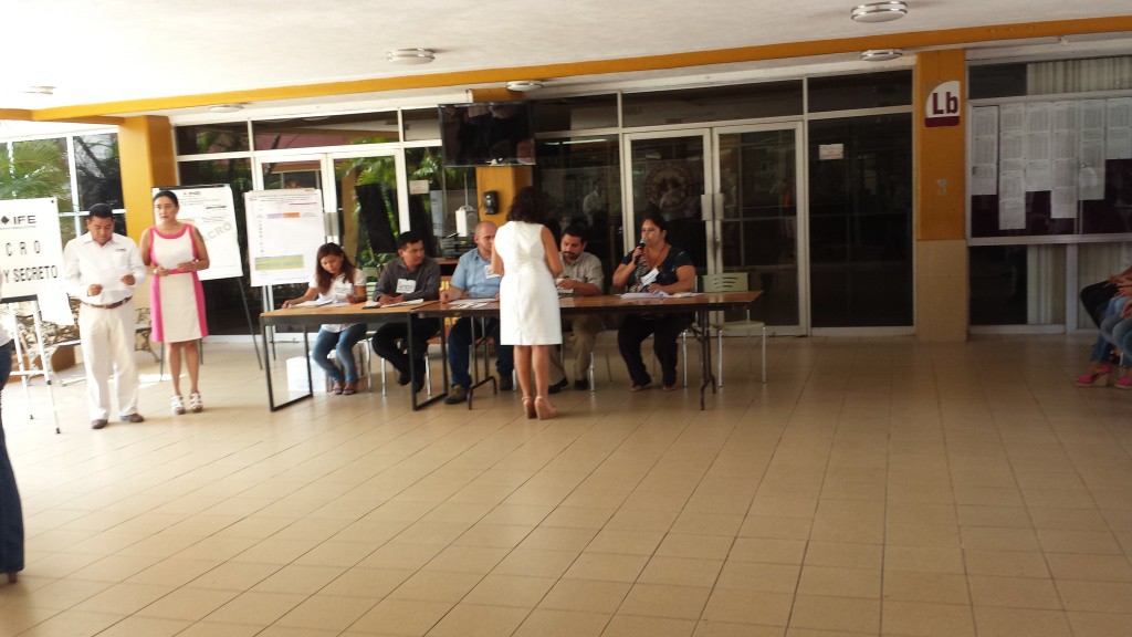 Realizan un  simulacro de "Cómo votar"  en el instituto tecnológico de Mérida