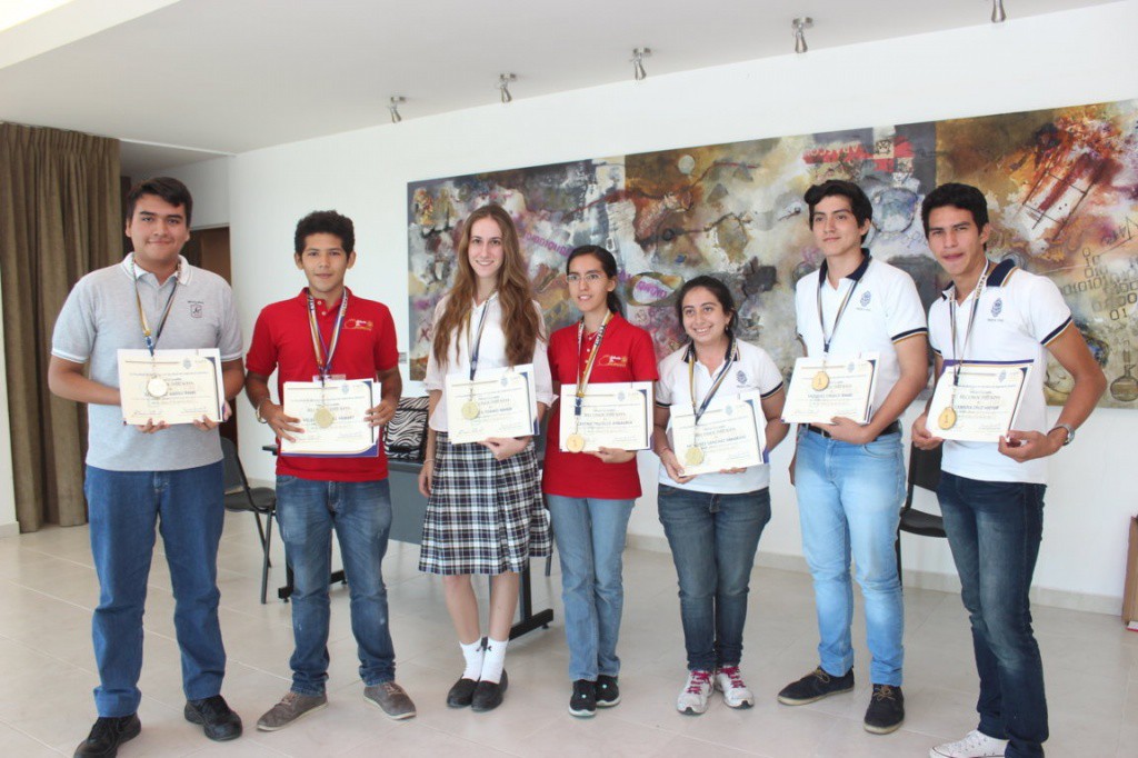 30 jóvenes de preparatoria participarán en la segunda fase del concurso estatal de química