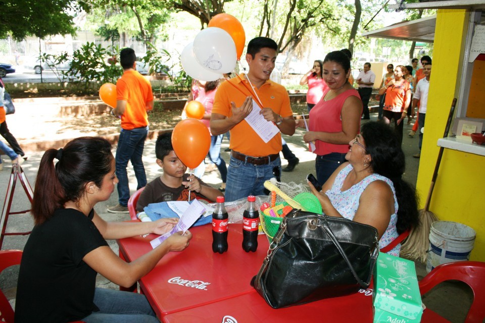 Arranca "Brigada Naranja" contra la violencia