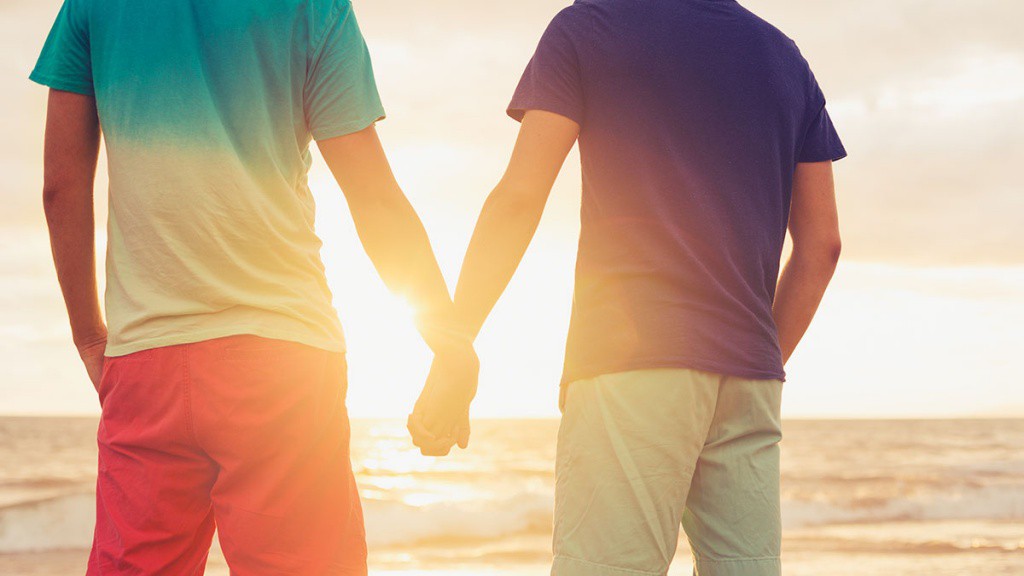 Avalan derecho de adopción para parejas gay