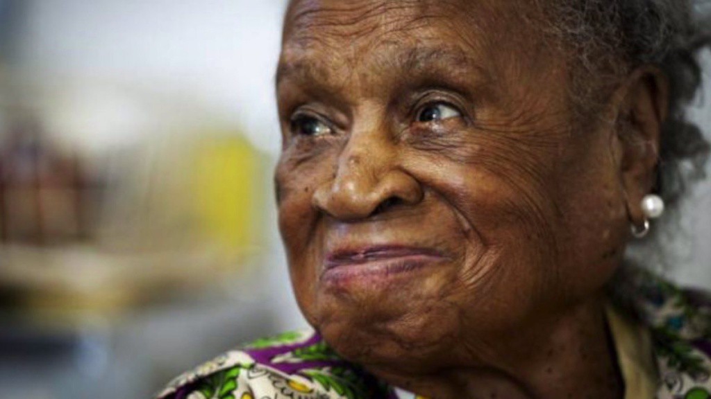 Anciana de 110 años se conserva “en alcohol”