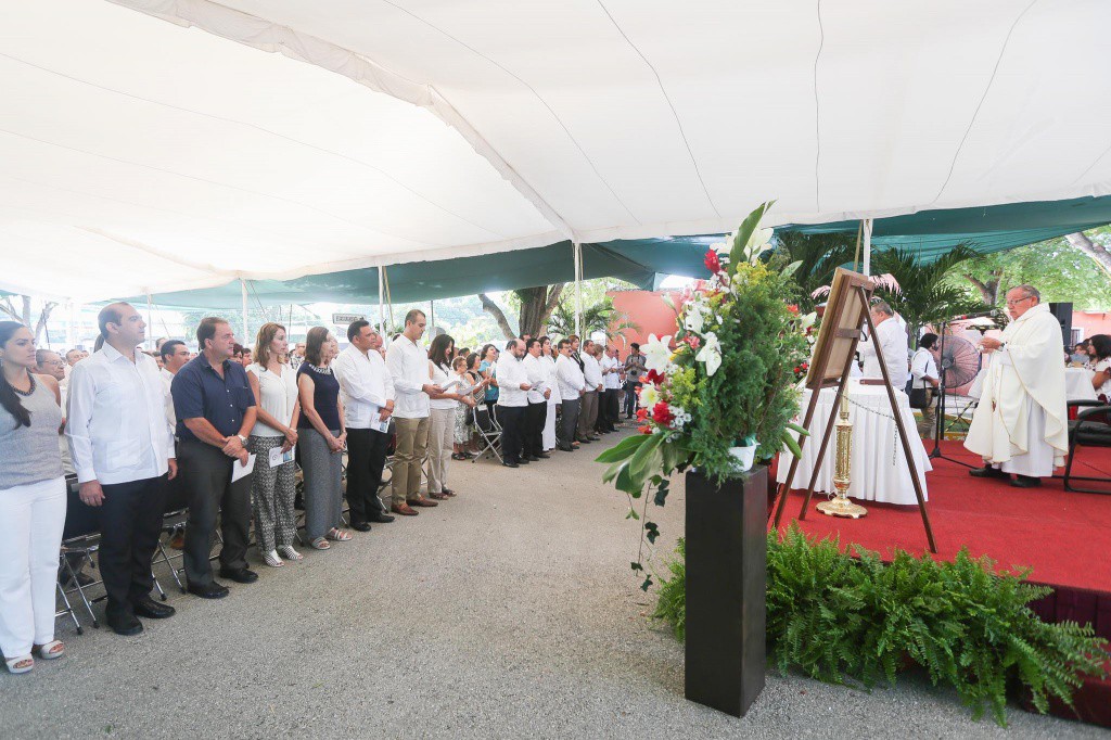 Ofrecen misa en memoria de Víctor Cervera