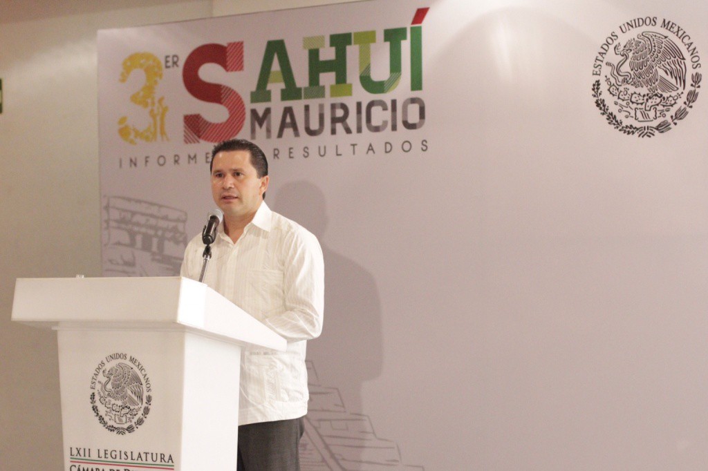 Presenta Mauricio Sahuí su informe de resultados