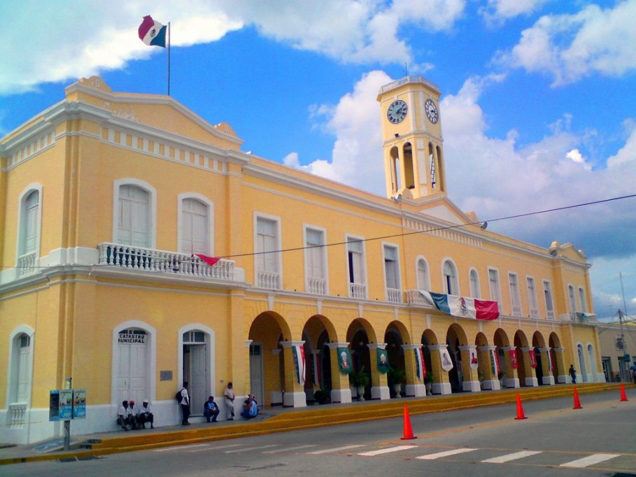 Motul, otro municipio endeudado   