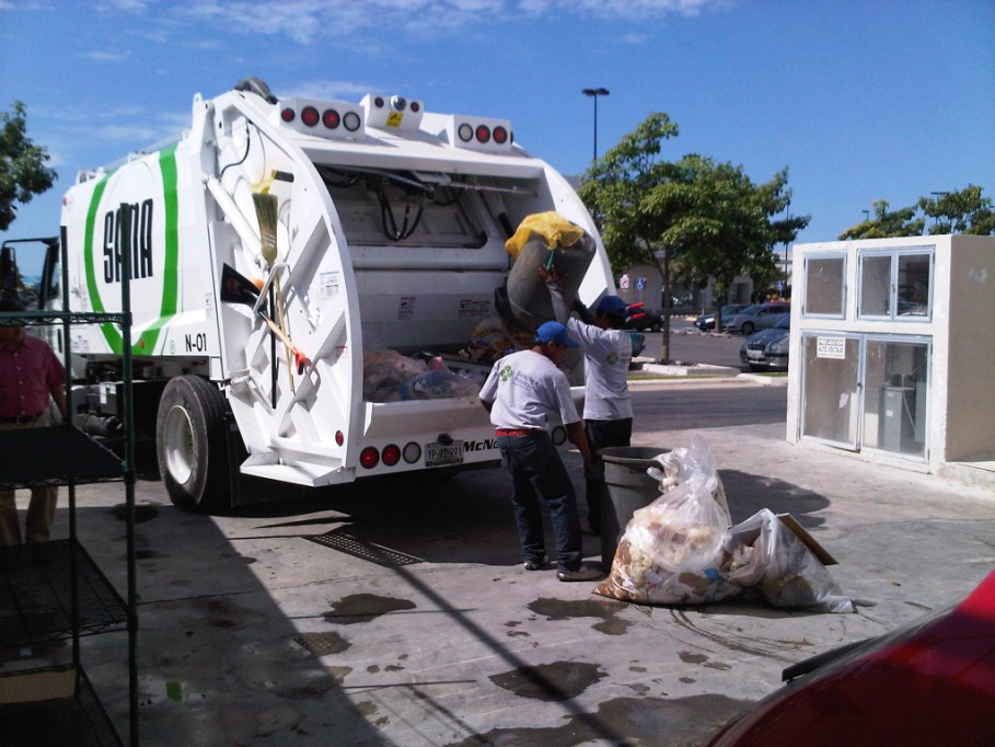 Hoy no labora Servilimpia y Sana