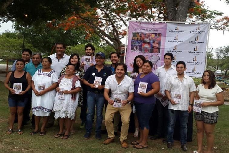 Presentan libro "Nárrame tu historia"