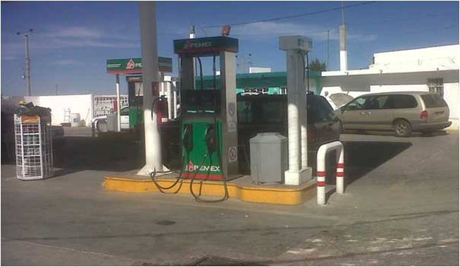 Multas de hasta 6 millones de pesos a gasolineras que no  den litros completos  de combustible.