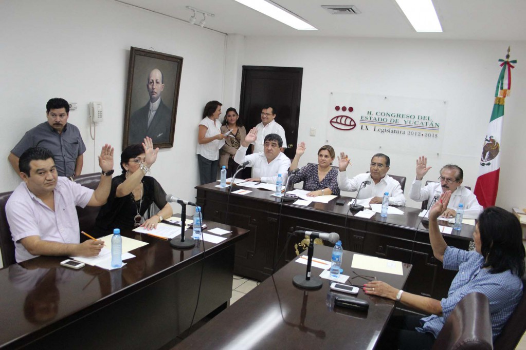 Aprobados nombramientos de recipendarios de dos distinciones del Congreso de Yucatán