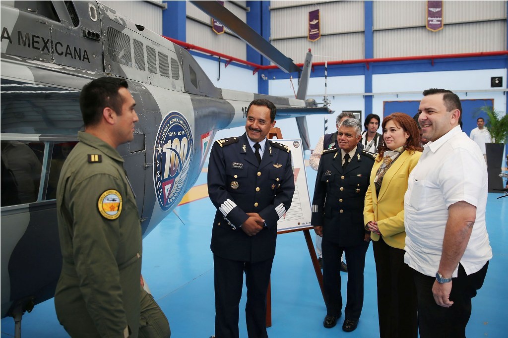 Conmemoran aniversario de la Fuerza Aérea Mexicana