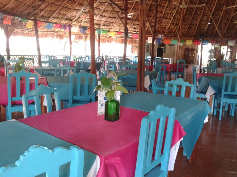 Realizan mejoras en el restaurante del Cenote Zací 