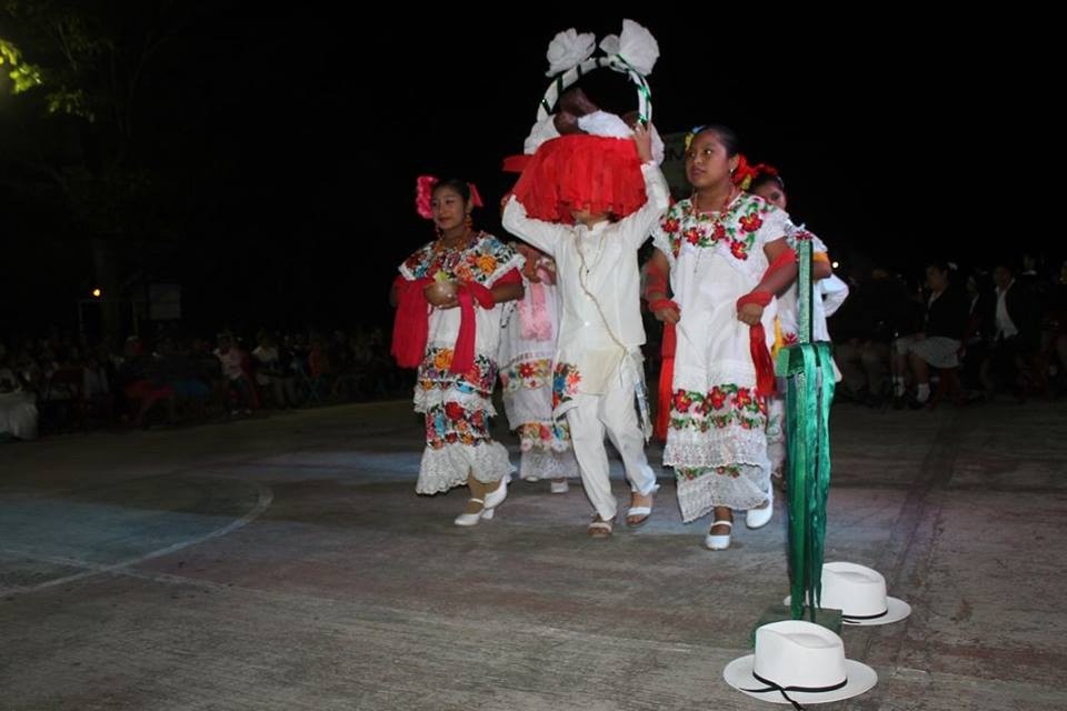 Primaria de Sucopo celebra un centenario