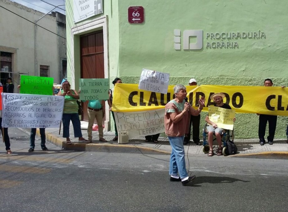 Manifestantes “clausuran” la Procuraduría Agraria