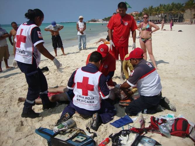 Cruz Roja presente en Días Santos