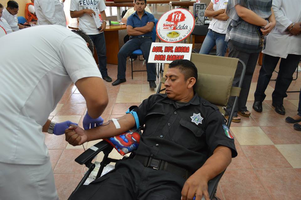 Contra la donación de sangre remunerada, en Tizimín