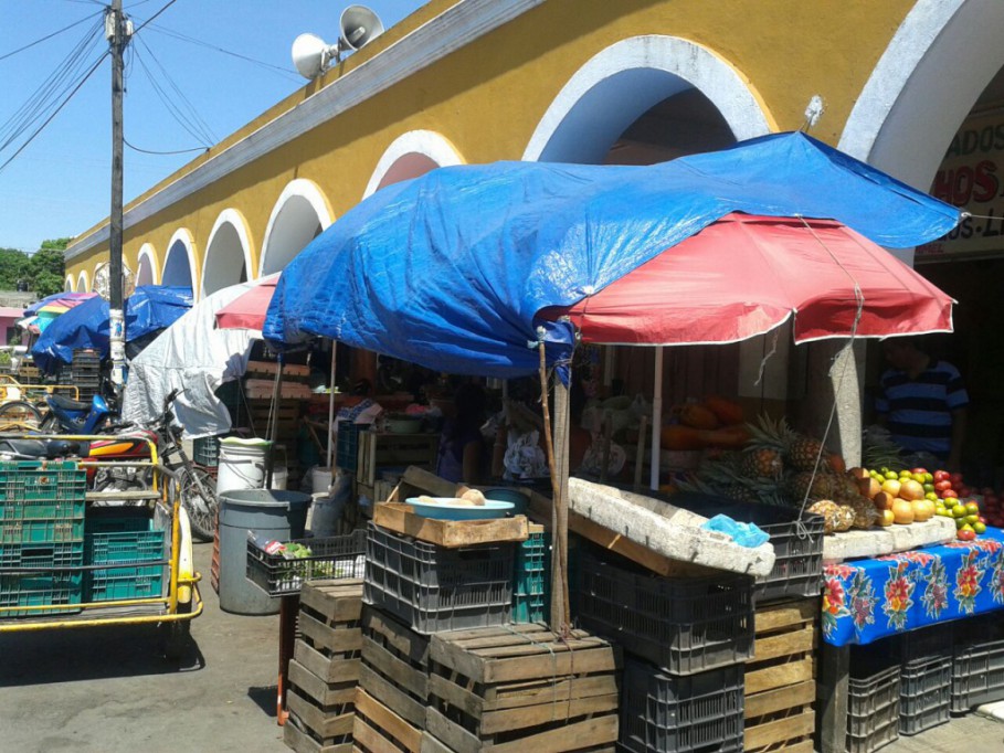 Venteras del mercado de Valladolid atraen al turismo