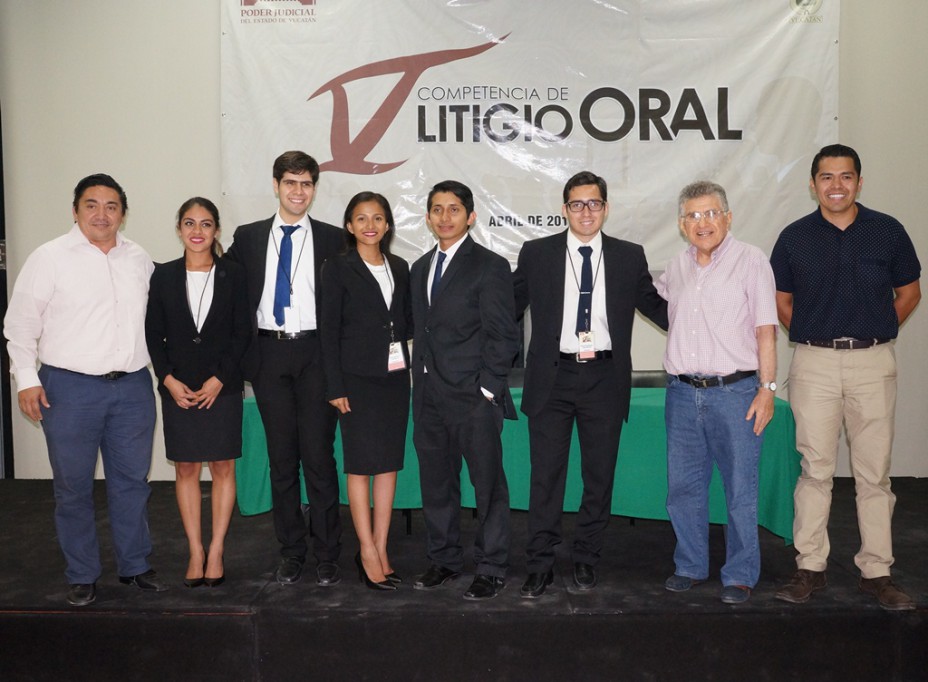 Yucatecos en la Competencia Universitaria de Litigio Oral