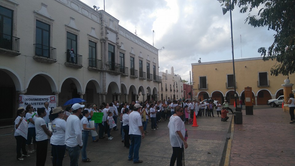 Magisterio de Valladolid marcha contra privatización de la educación
