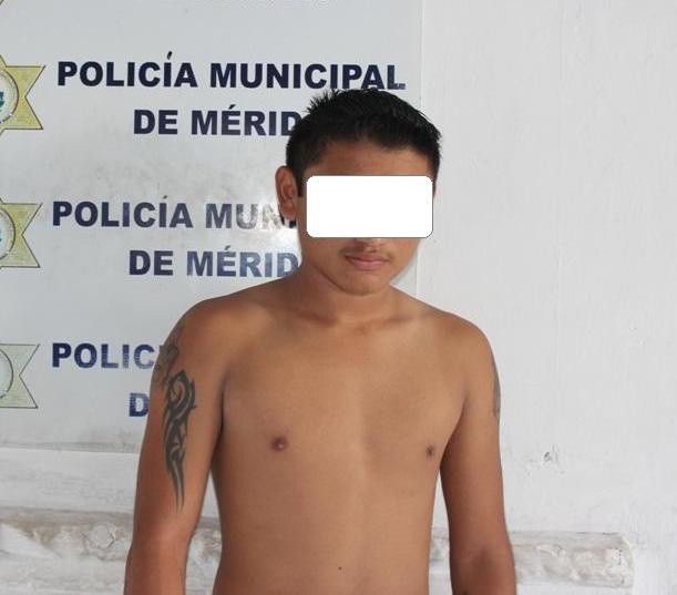 Detienen a menor con arma de fuego