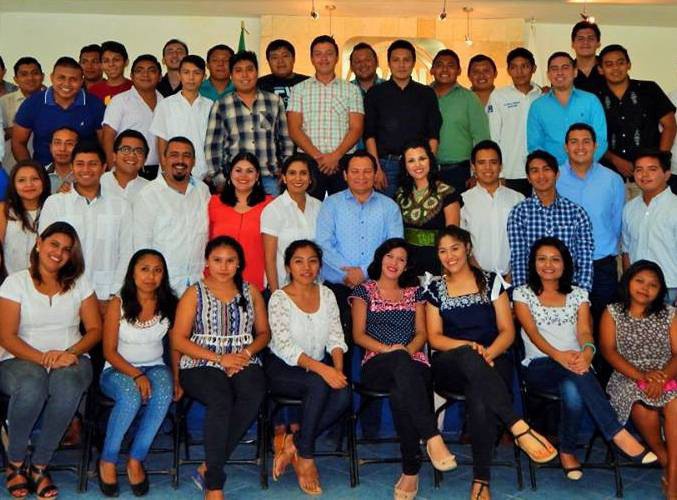Legisladores federales realizan gira en Yucatán