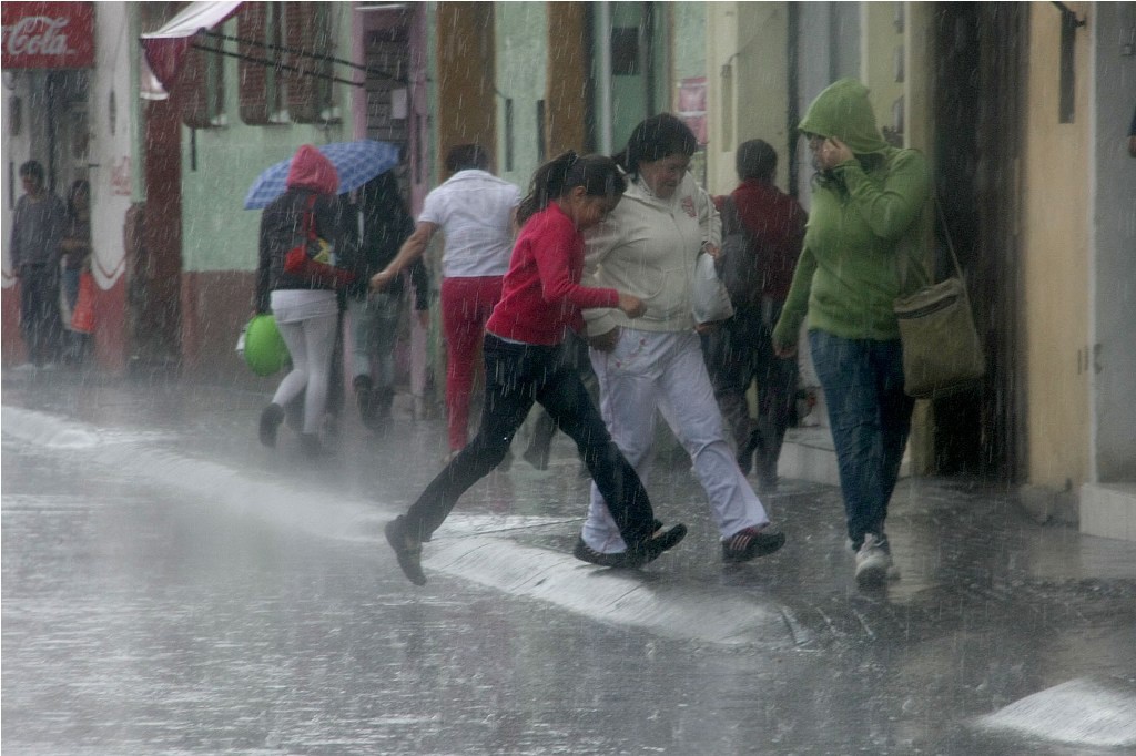 Sábado y domingo con lluvias fuertes