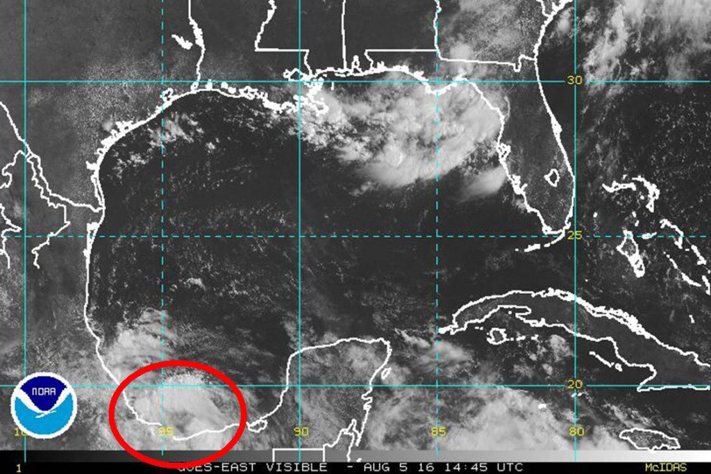 Earl está sobre Tabasco