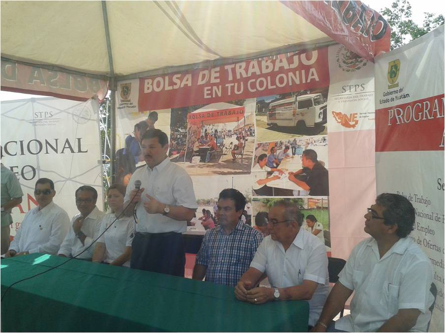 400 personas encontraron trabajo ayer en la Fidel Velázquez.
