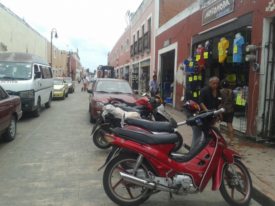Sin reubicarse estacionamientos en el centro histórico de Valladolid