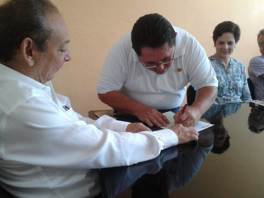 Cruz Roja de Tizimín recibe donativo de 5 mil pesos
