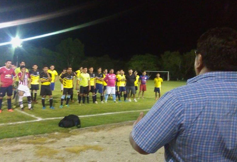 Dan patada inaugural de Copa Nocturna Sucilá 2016