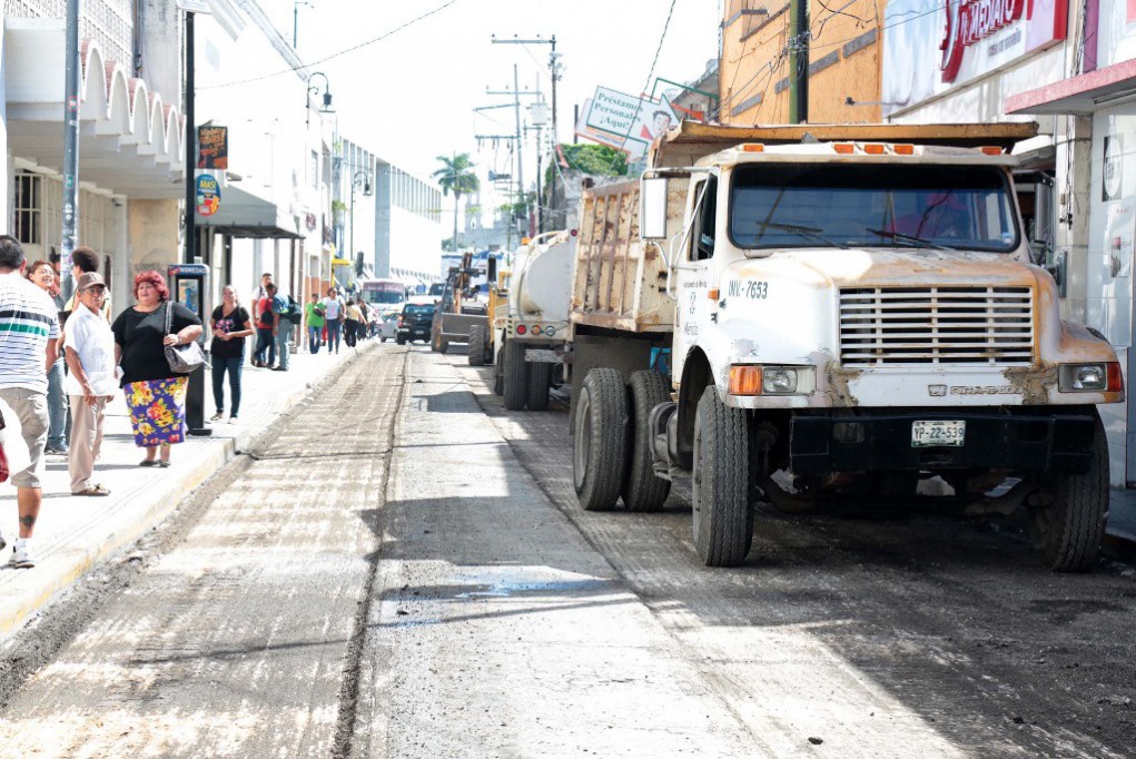 Realizan repavimentación del Centro Histórico