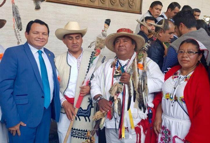 Defienden derechos de los Pueblos Indígenas