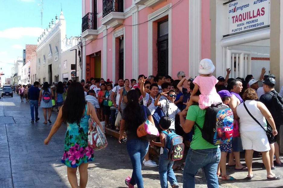 Miles de meridanos disfrutaron el Carnaval en Progreso
