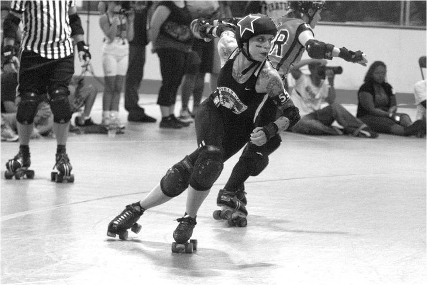 Equipo de Roller Derby piden apoyo a la sociedad para uniformes