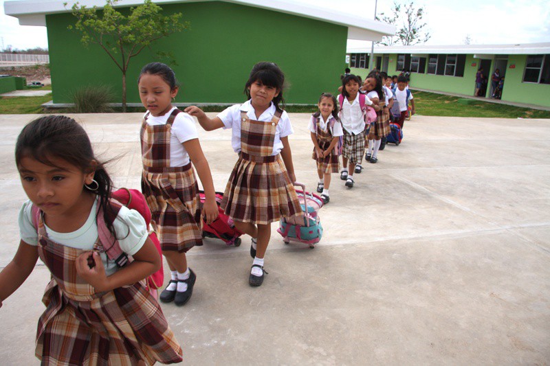 Presentan calendario para el ciclo escolar 2017-2018